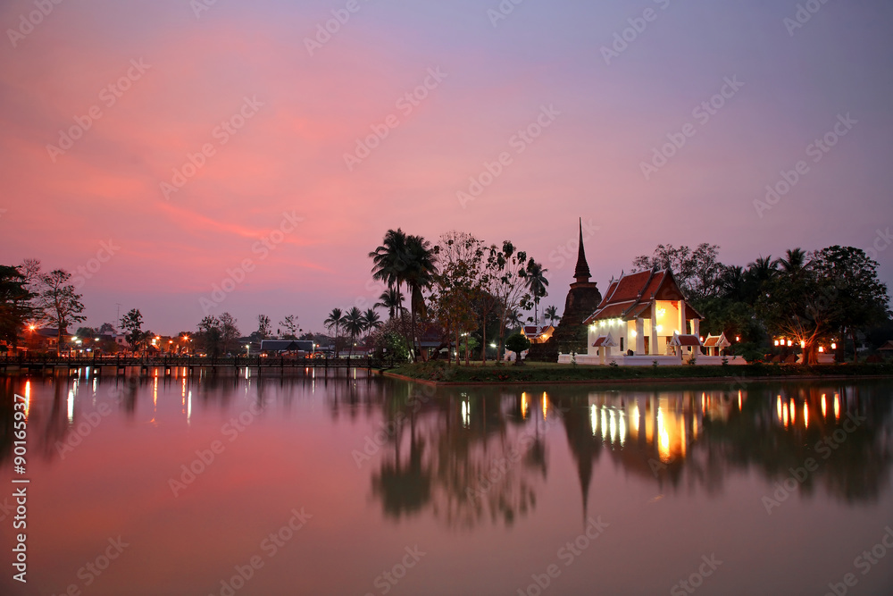 Fototapeta premium Landscape of ancient city in Sukhothai, Thailand