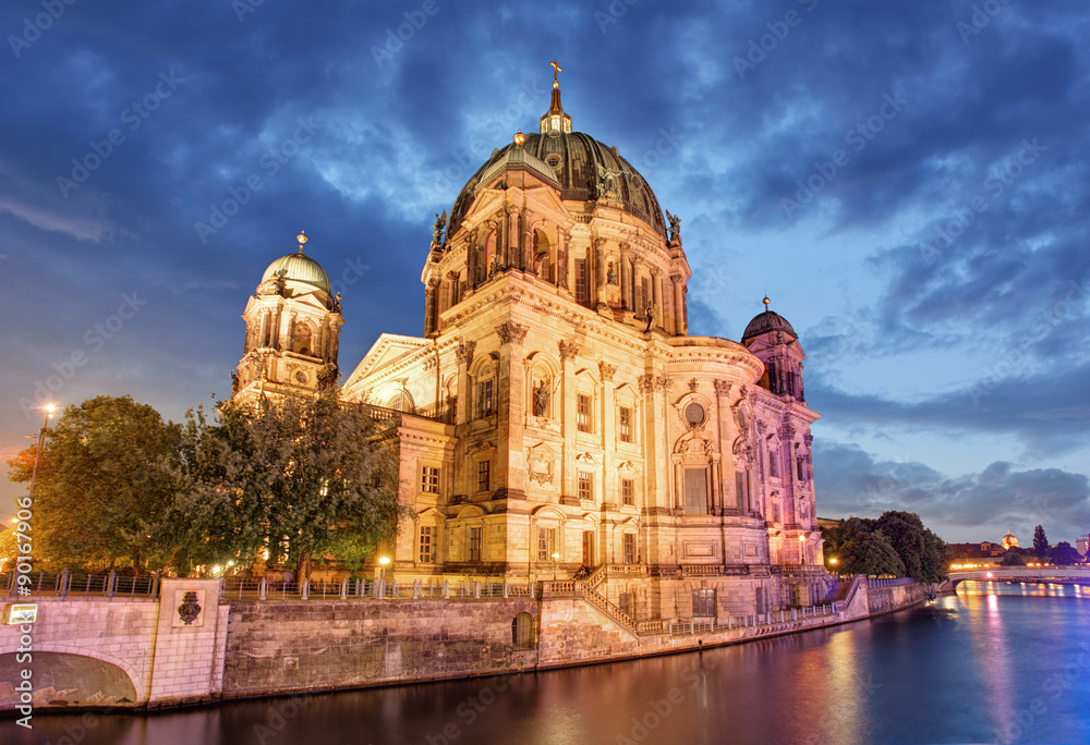 Berliner dom, Berlin cathedral at night, Germany