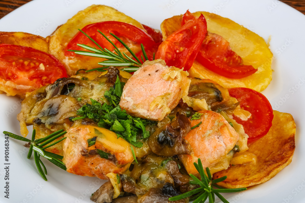 Salmon with grilled vegetables Salmon with grilled vegetables
