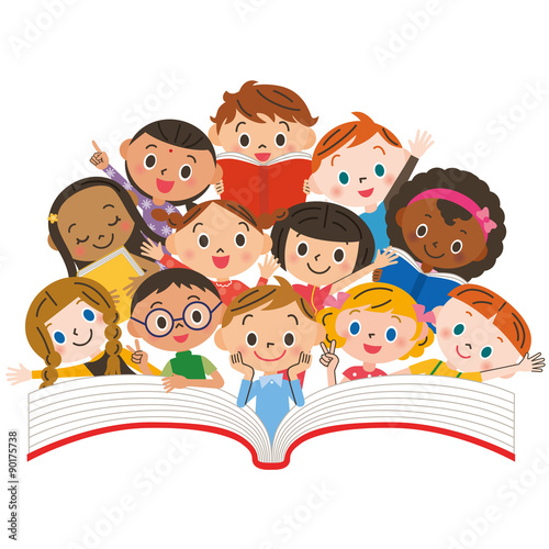 読書をする子供達