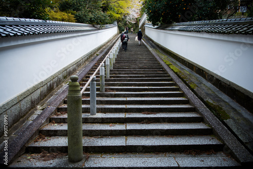 京都の寺の階段