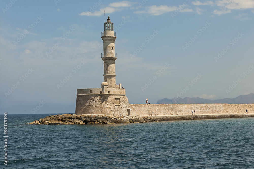 Leuchtturm am Hafen von Chania auf Kreta, Griechenland