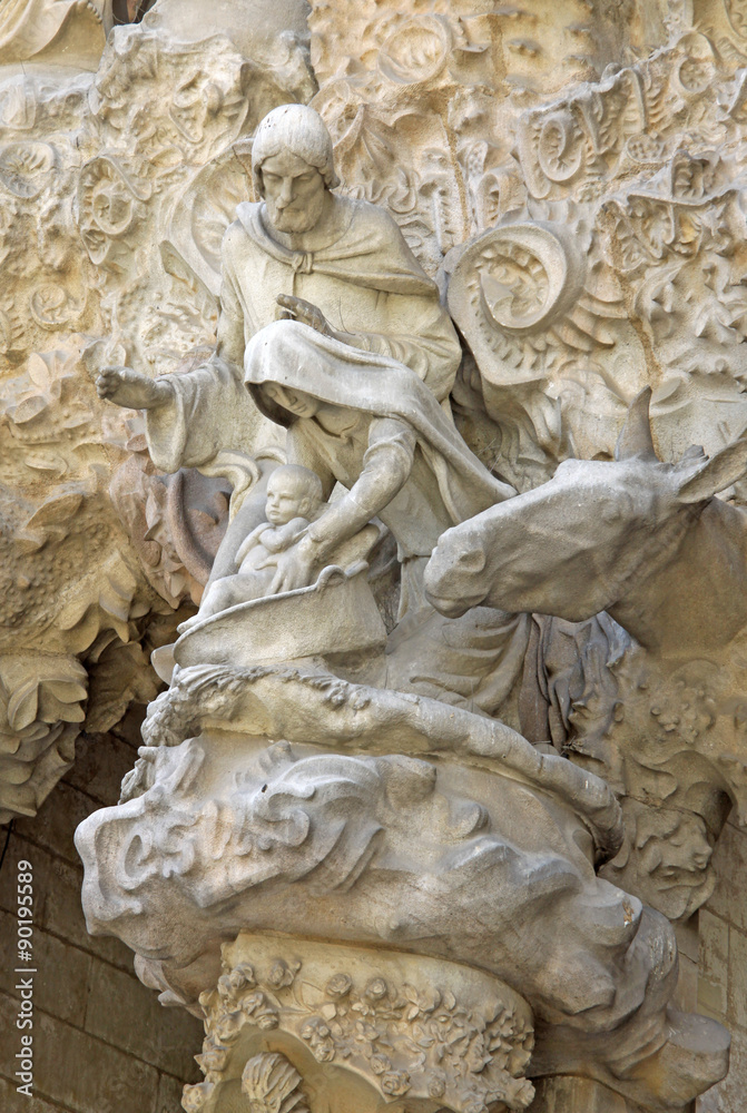 Obraz premium Nativity faсade of Sagrada Familia Temple, Barcelona,Catalonia, Spain