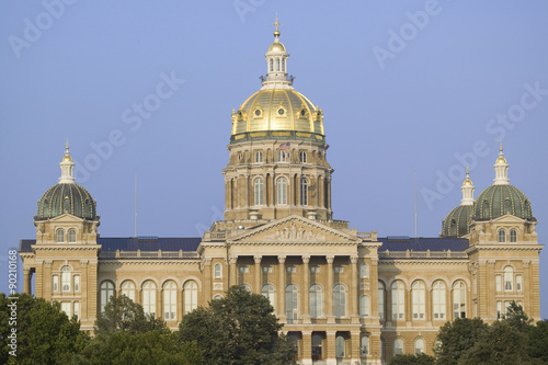 Golden dome of Iowa State Capital building, Des Moines, Iowa