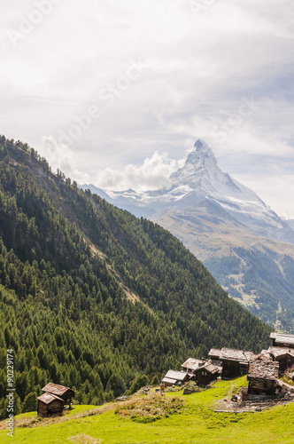 Zermatt, Dorf, Bergdorf, Findeln, Weiler, Bergbauer, Alpen, Schweizer Alpen, Walliser Berge, Matterhorn, Findelschlucht, Wallis, Sommer, Schweiz