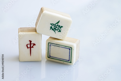 Mahjong tile, the dragons