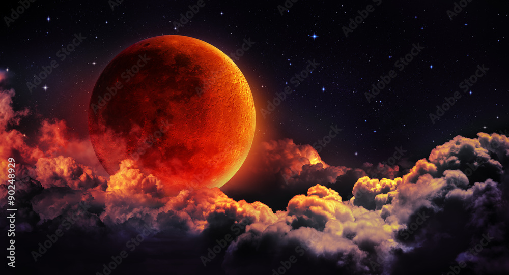 Naklejka premium zaćmienie księżyca - planeta czerwona krew z chmurami