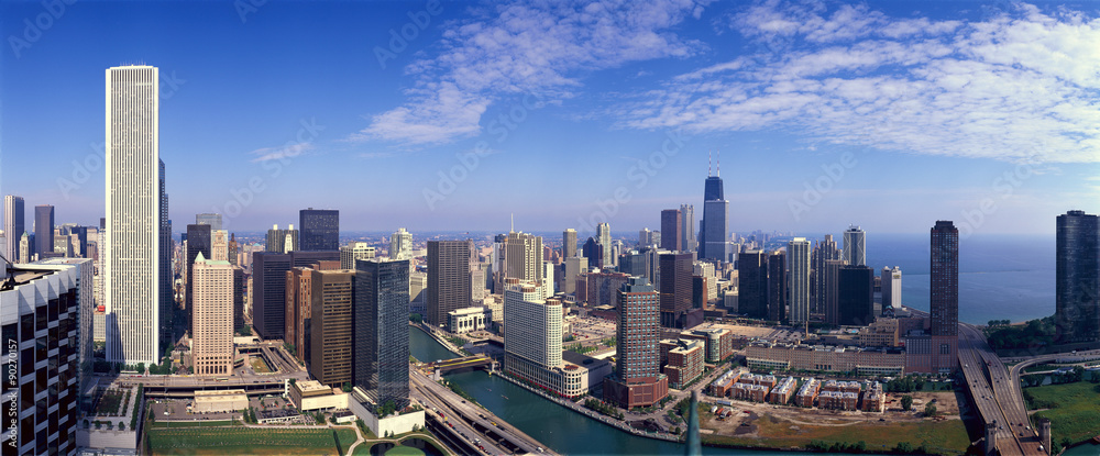 Panoramic view of Chicago River and Chicago skyline, IL