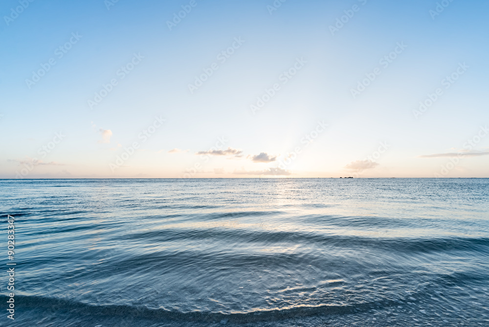 Fototapeta premium Sunset, sea, landscape. Okinawa, Japan, Asia.