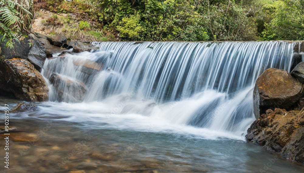 Obraz premium Fresh Clean Waterfall
