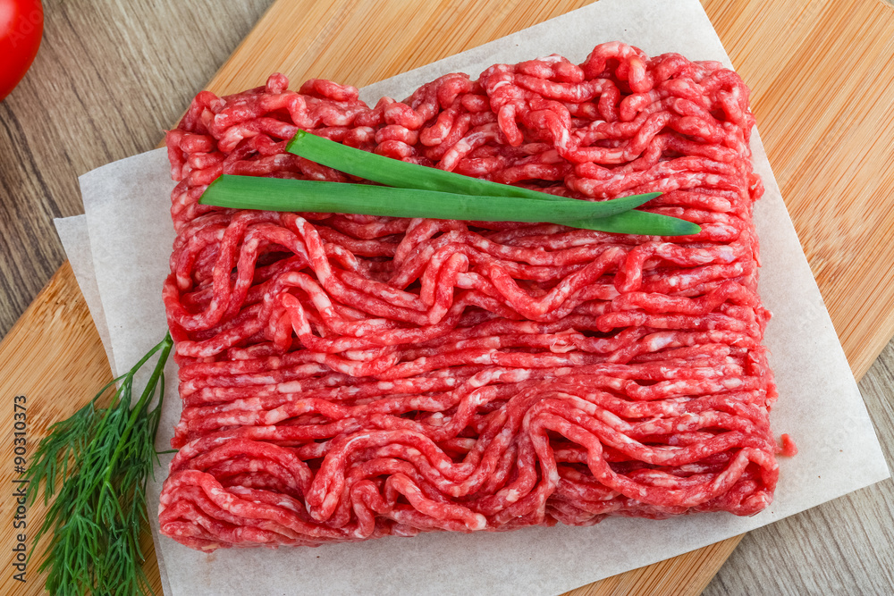 Raw minced meat