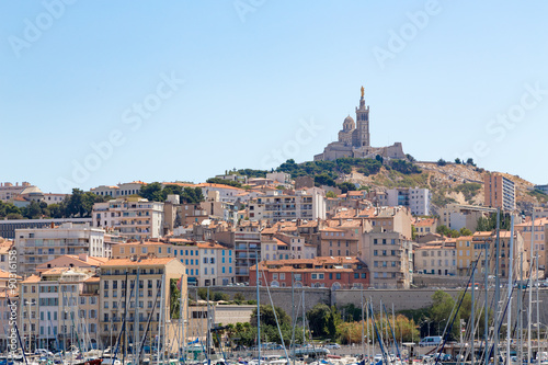 Fototapeta Naklejka Na Ścianę i Meble -  Notre-Dame de la Garde – Marseilles