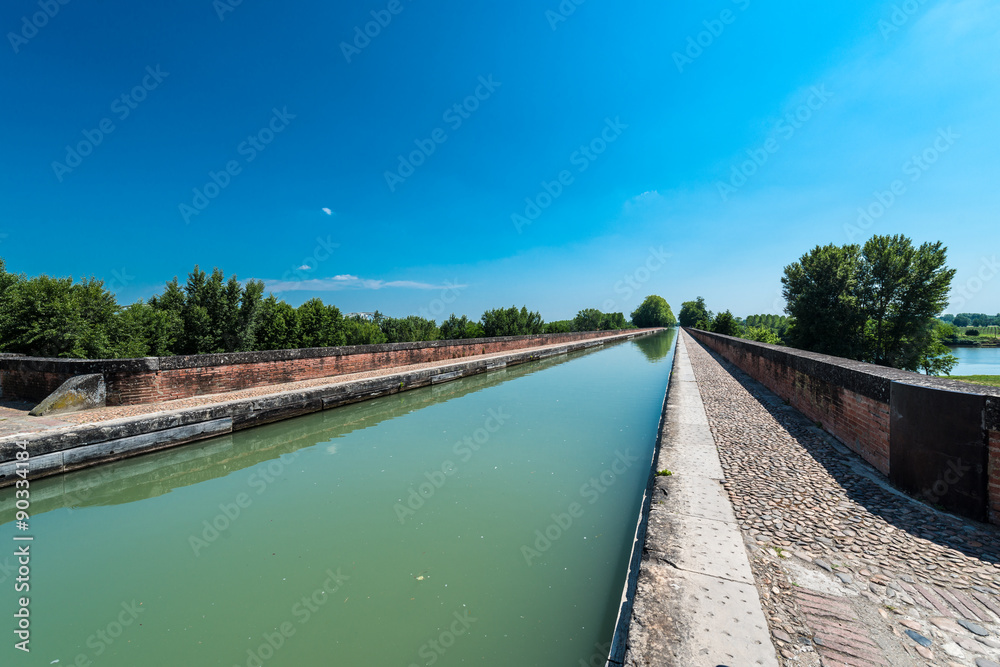 Canal de Garonne in Moissac, France