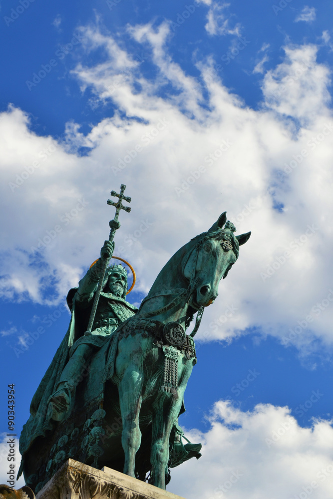Fototapeta premium Estatua del rey San Esteban en Budapest