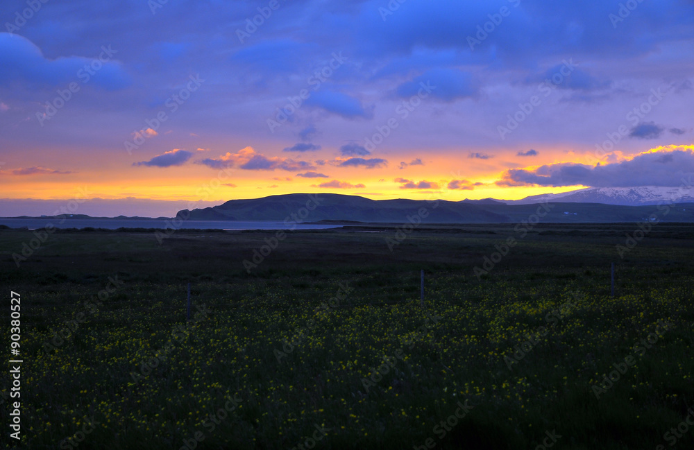 Obraz premium Sunset at Dyrnolaey, Iceland