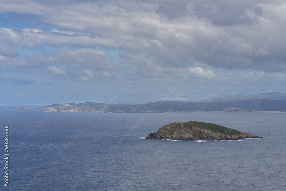 Isla Coelleira desde Bares (La Coruña - España).