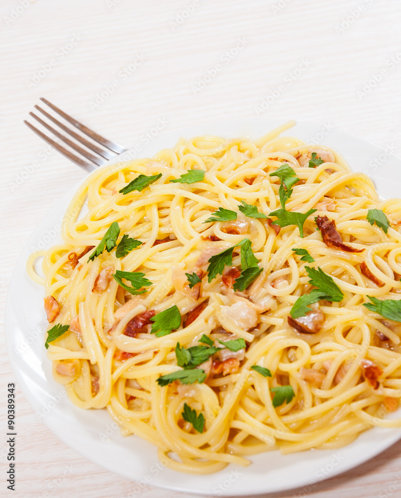 spaghetti with fish sauce spaghetti with fish sauce