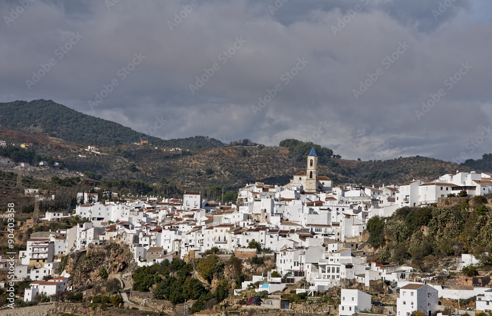 Pueblos de la comarca de la sierra de las Nieves, Yunquera provincia de Málaga