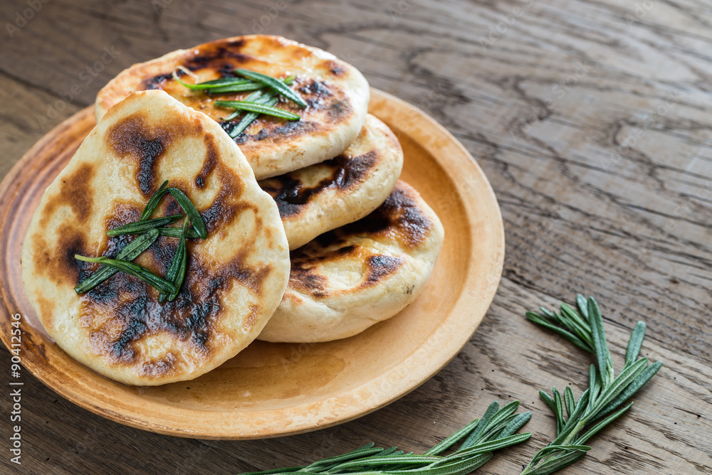 Grilled flatbreads with rosemary Grilled flatbreads with rosemary