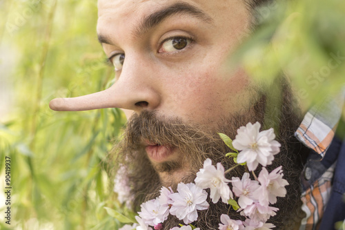 Flowers Bearded Liar photo