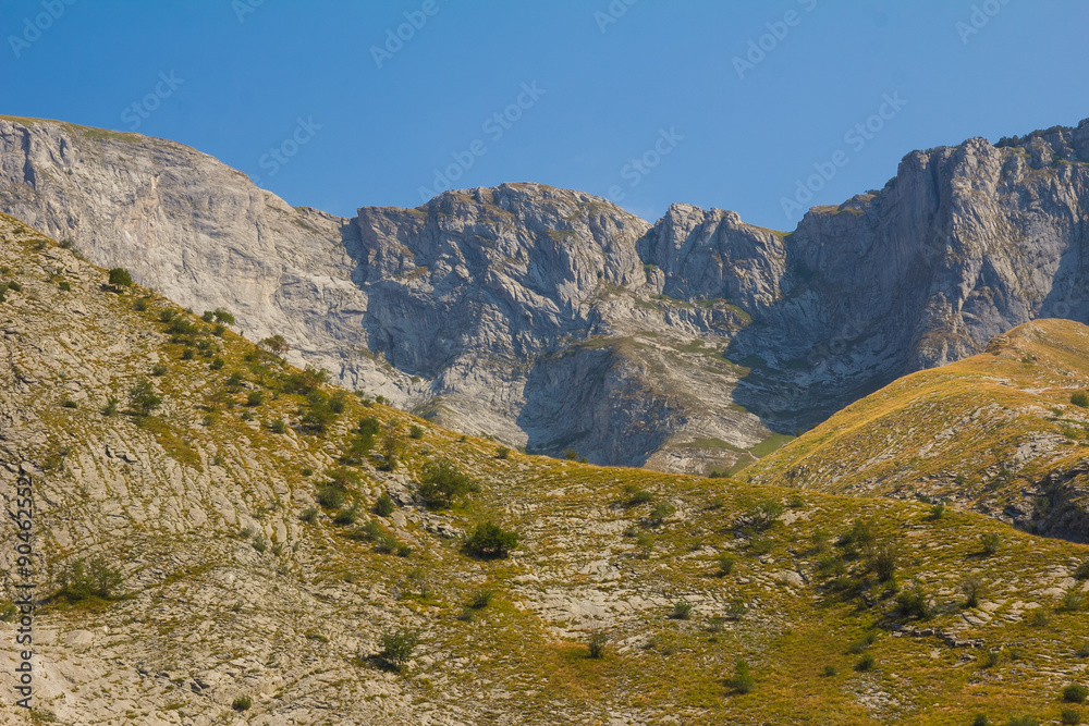 Foto delle alpi Apuane in Toscana
