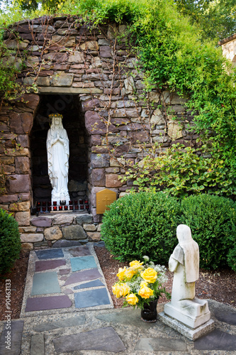 Photo Lourdes Statue
