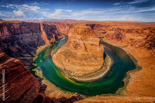 Horseshoe Bend, Paige, Arizona at noon