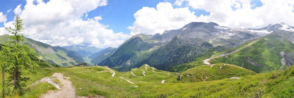 Panoramafoto Zillertaler Alpen / Österreich