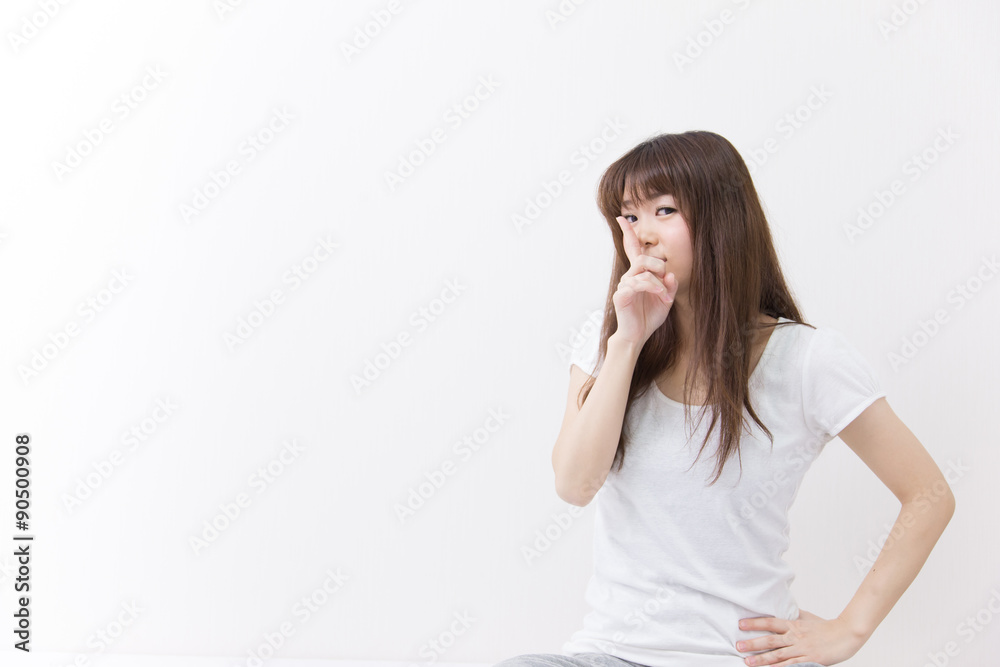 部屋着 (白バック)