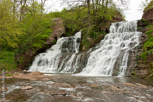 Dzhurinskiy Falls waterfall