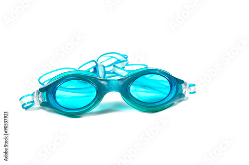 Swimming goggles