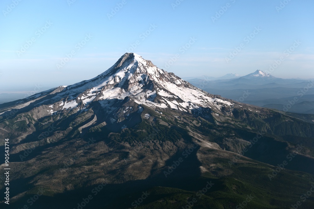 Naklejka premium Mt Hood and the Three Sisters