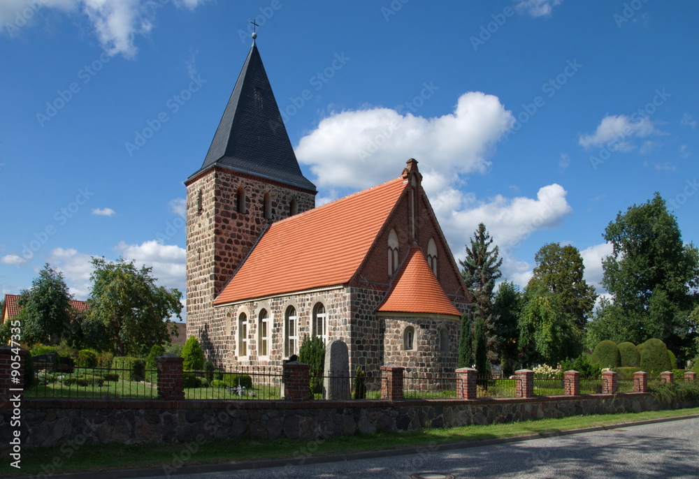 Dorfkirche von Güterfelde, Gemeinde Stahnsdorf Dorfkirche von Güterfelde, Gemeinde Stahnsdorf