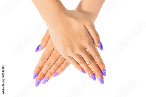 マニキュアをした若い女性の手　young woman did manicure