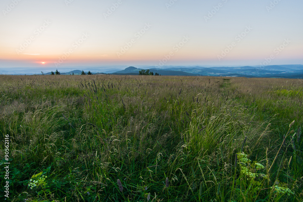 Abendliche Lichtstimmung in der Rhön, Wasserkuppe Abendliche Lichtstimmung in der Rhön, Wasserkuppe