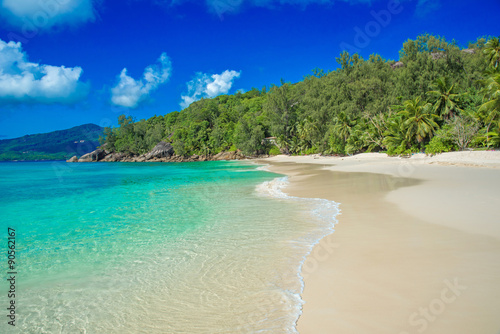 Fototapeta Naklejka Na Ścianę i Meble -  Anse Soleil - Paradise beach on tropical island Mahé