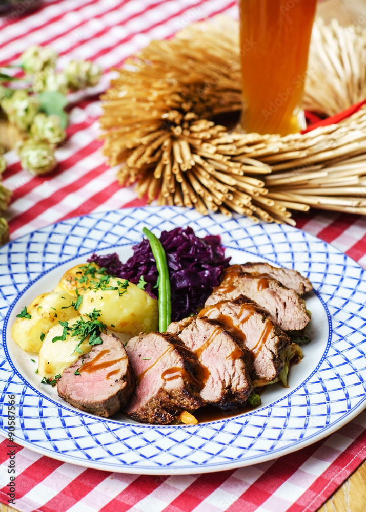 roasted beef with potatoes roasted beef with potatoes