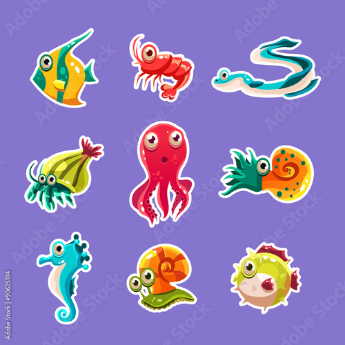 Many species of fish and marine animal life © topvectors