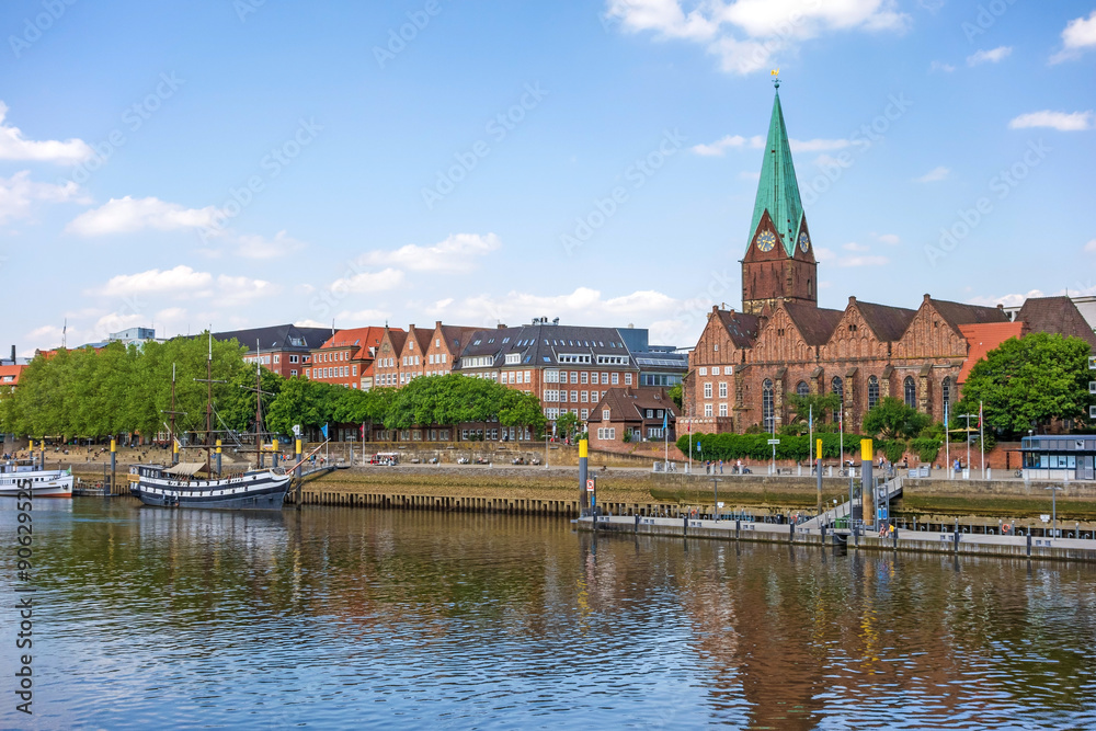 Bremen Cityscape, Sankt Martini-Kirche and Weser river