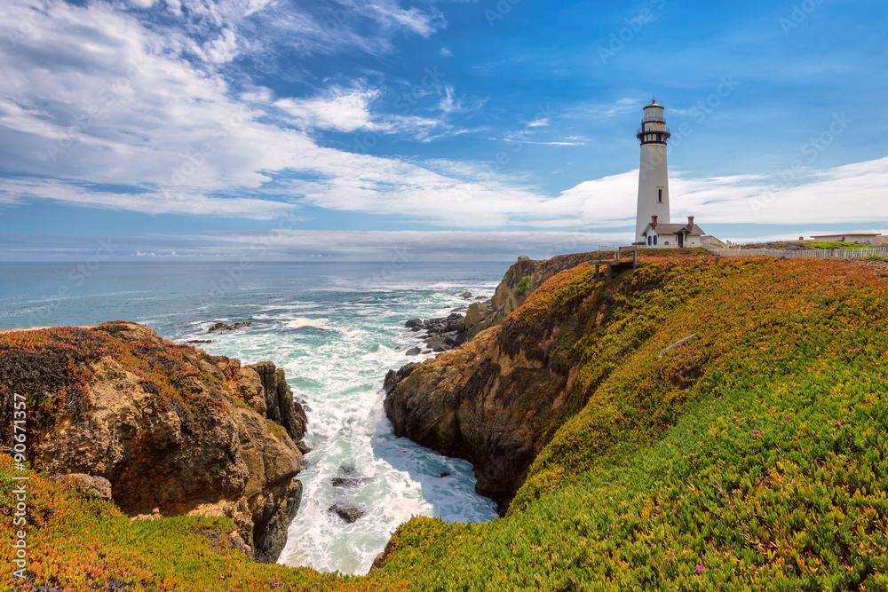 Pigeon Point Lighthouse, Pacific coastline in California