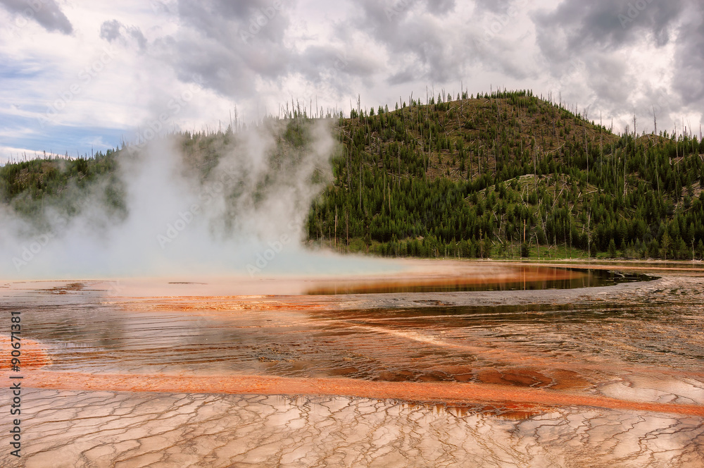 Grand Prismatic Spring in Yellowstone National Park Grand Prismatic Spring in Yellowstone National Park