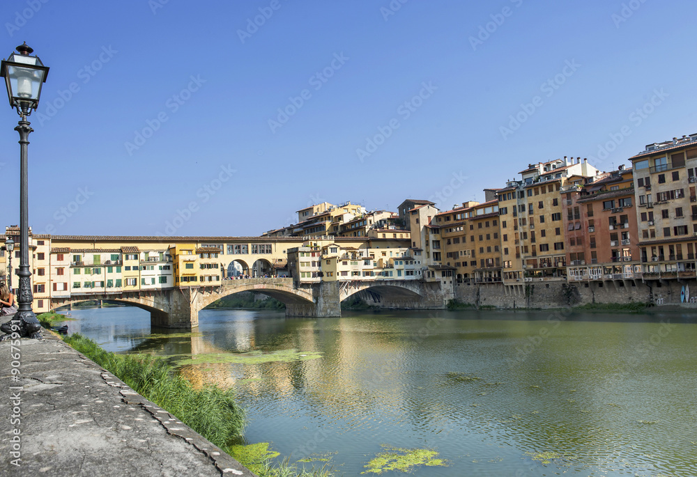 Le Ponte Vecchio a Florence Italie