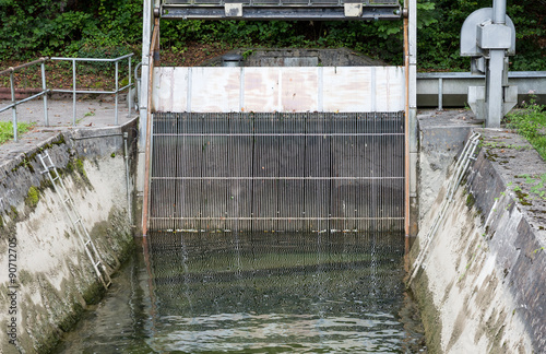 rechen in der Kläranlage