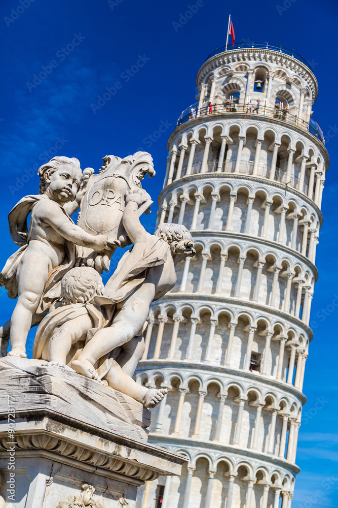 Leaning  tower in Pisa