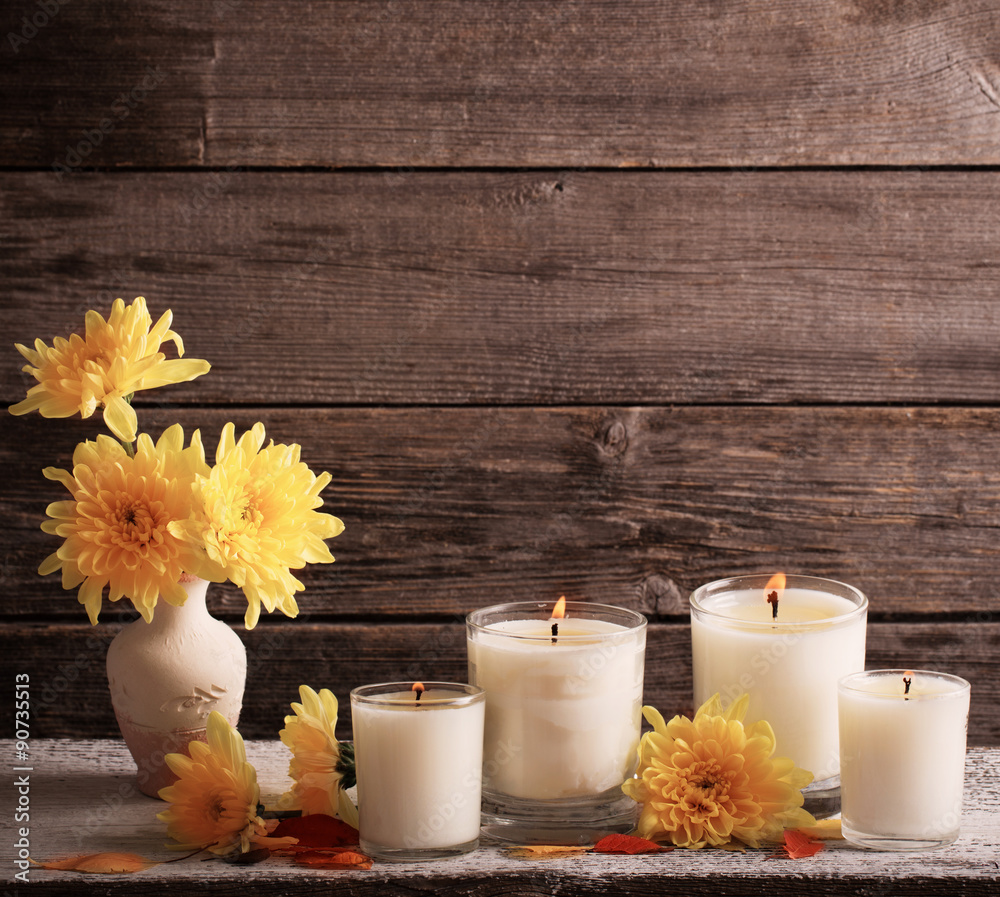 Autumn setting with candles