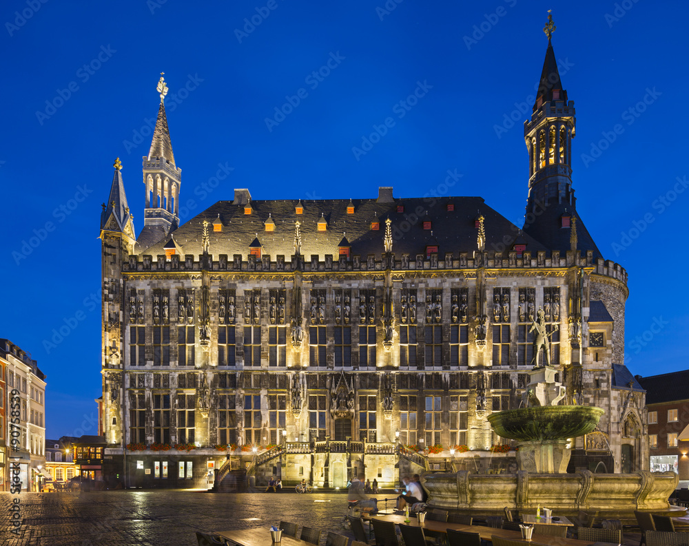 Obraz premium Historic Town Hall At Night, Aachen