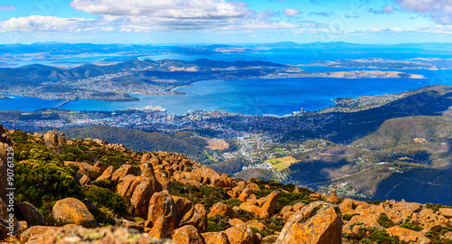 Cuadro en lienzo Aerial panoramic view of Hobart City and its vicinity from the Mount Wellington peak