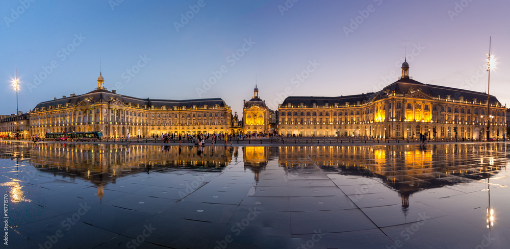 Bordeaux, Place de la Bourse in blue hour