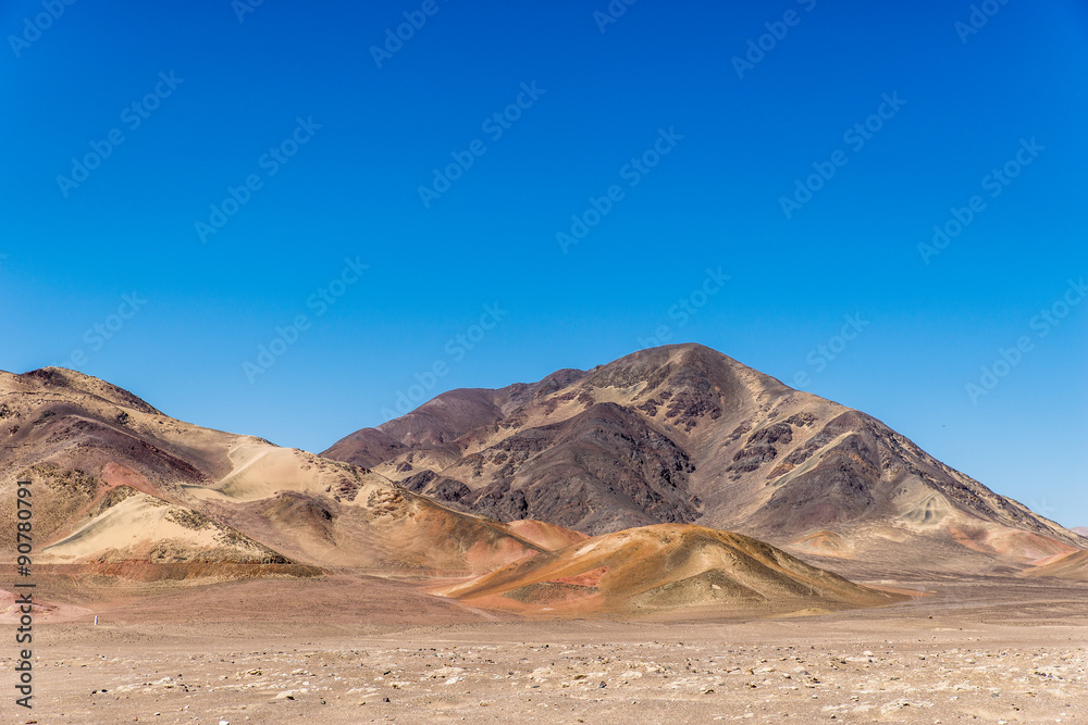 Fototapeta premium Mountain range in the desert
