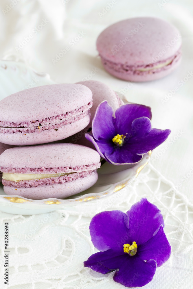 violet macaroon